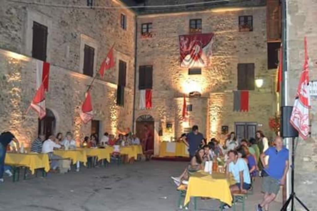 Villa Marta Contignano Exterior foto